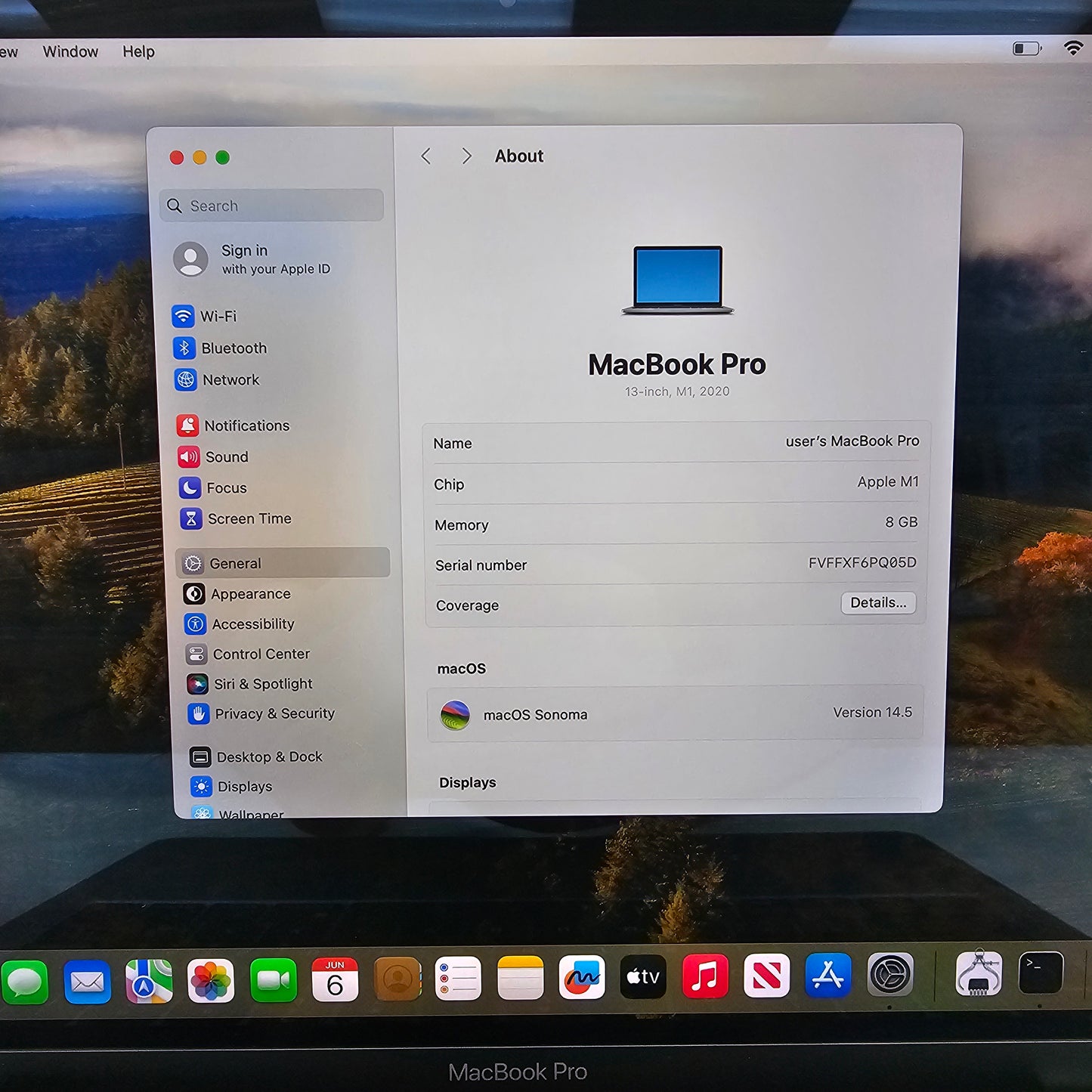 2020 Apple MacBook Pro 13" M1 3.2GHz 8GB RAM 256GB SSD Space Gray A2338