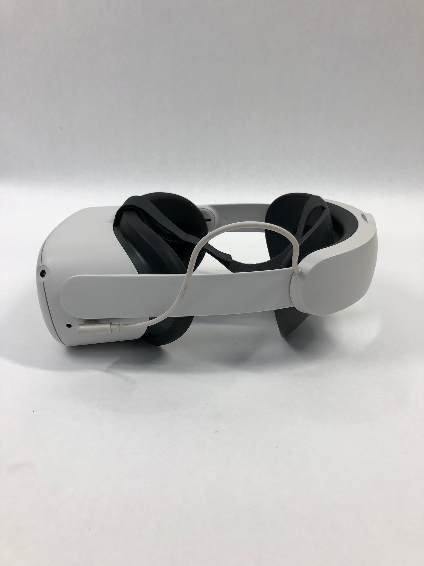Oculus Quest 2 64GB Virtual Reality Headset KW49CM Head Set Only
