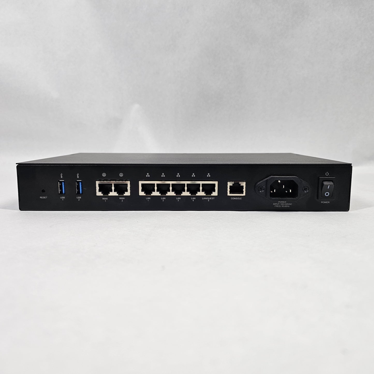 Pakedge RK-1 Dual-WAN High Throughput Gigabit Router